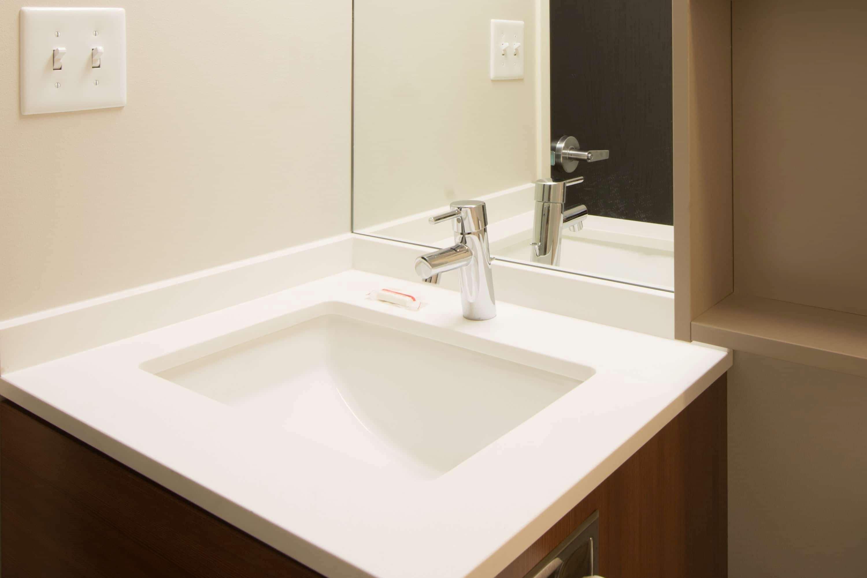 Microtel Inn & Suites By Wyndham Philadelphia Airport Ridley Park Eksteriør billede
