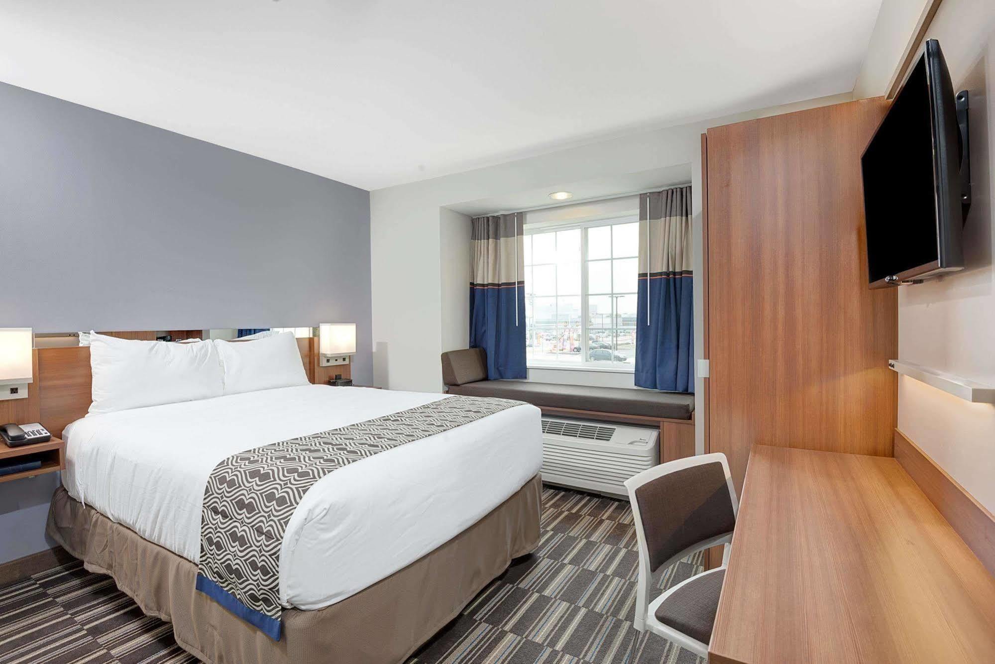 Microtel Inn & Suites By Wyndham Philadelphia Airport Ridley Park Eksteriør billede